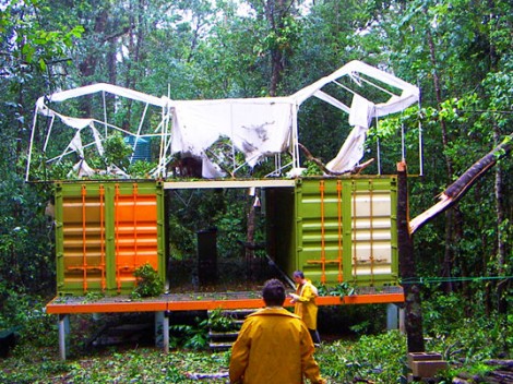 shipping-container-rainforest-research-center-2